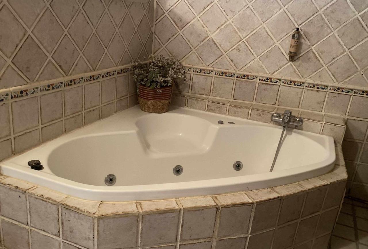 Affittacamere Casa Pardal Coliving & Coworking Sant Pere Sallavinera Esterno foto