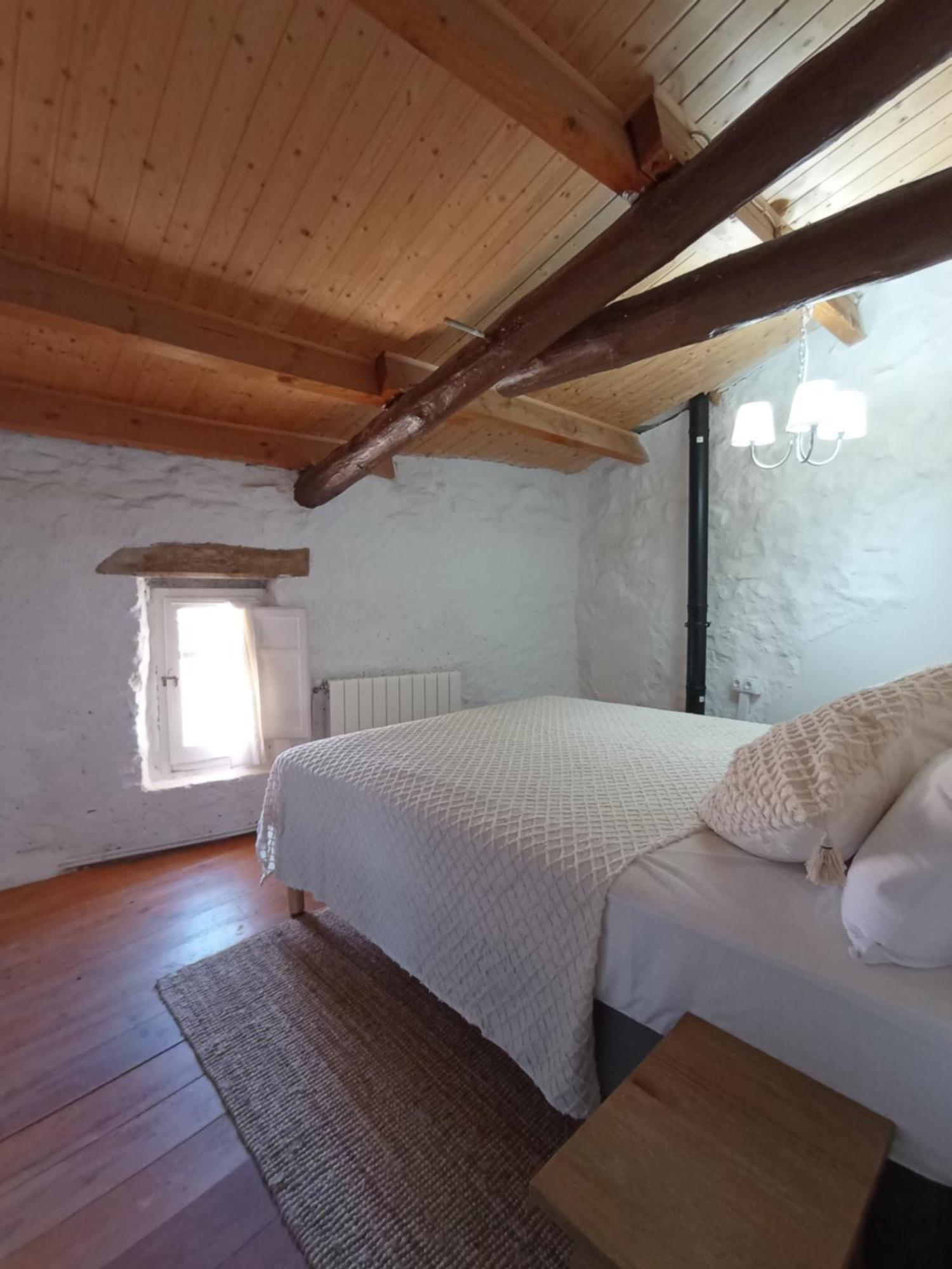 Affittacamere Casa Pardal Coliving & Coworking Sant Pere Sallavinera Esterno foto